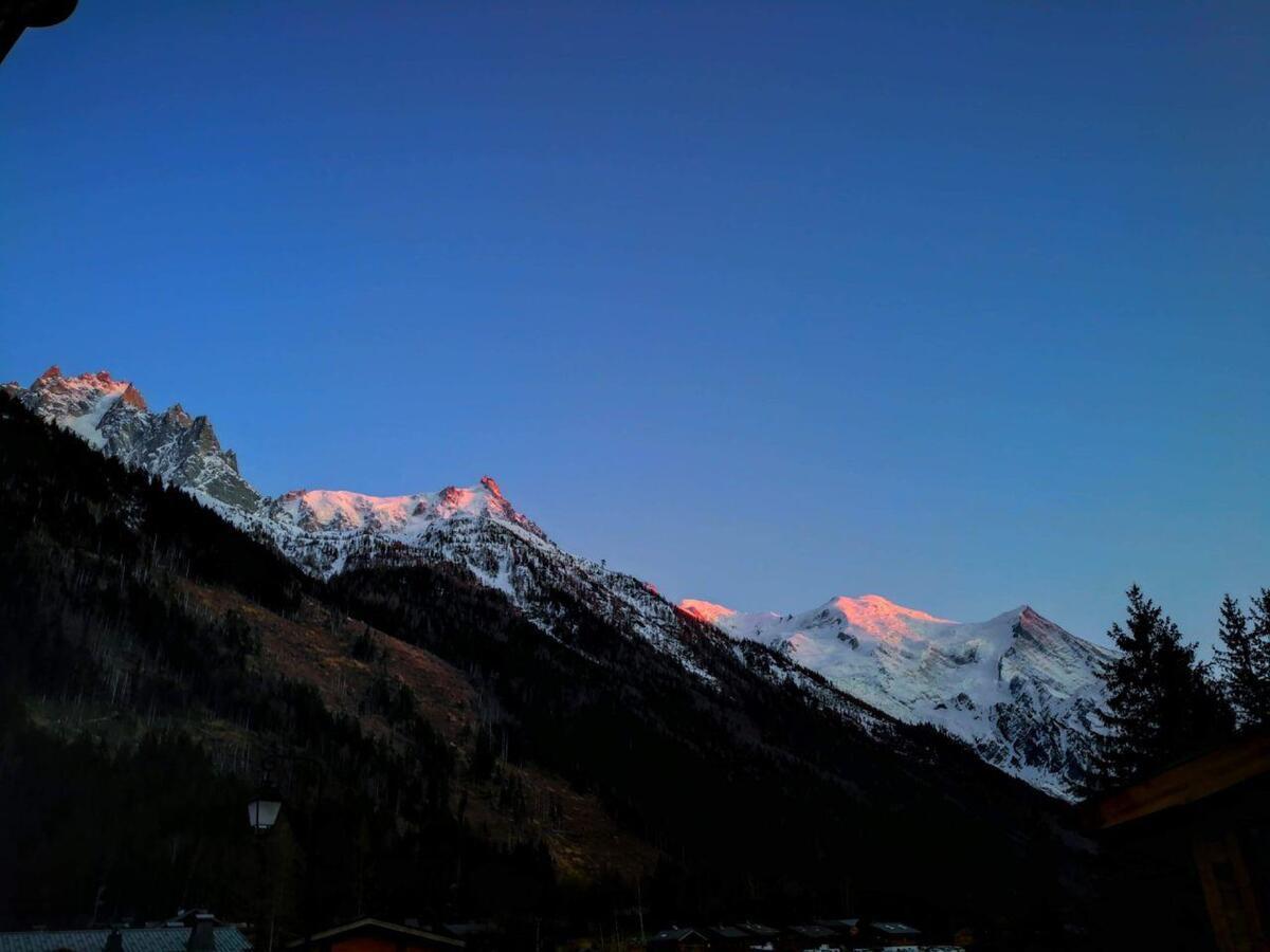 Le Chamoniard Volant Vandrarhem Chamonix Exteriör bild